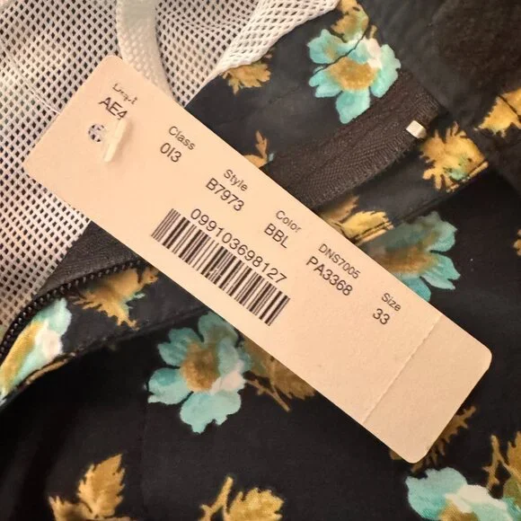 J.Crew 6.5" Tab Swim Short. Never Been Worn/ With Tags Size 33" Black Floral - Picture 5 of 7